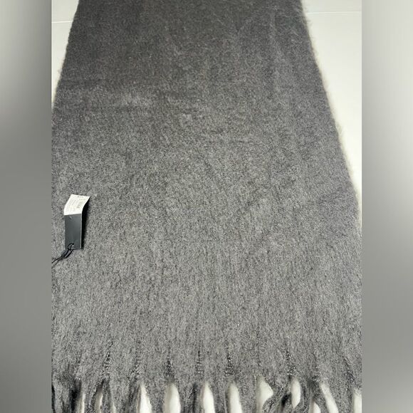 J. Ferrar Women's Scarf Solid Grey Heather 19” X 75”  NWT - Picture 7 of 12